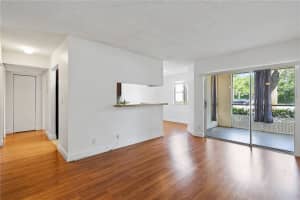 9833 Westview Dr APT 812, Coral Springs, FL 33076, Sold 07/29/22