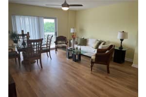 1831 NE 38th St APT 401, Oakland Park, FL 33308, Sold 12/06/22