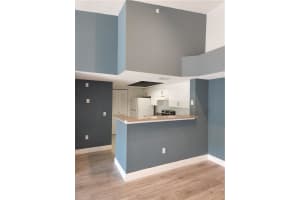 5051 Wiles Rd APT 305, Coconut Creek, FL 33073, Sold 08/05/22