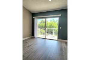 5051 Wiles Rd APT 305, Coconut Creek, FL 33073, Sold 08/05/22