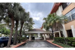 671 NE 195th St #420e, Miami, FL 33179, Sold 08/26/22