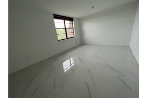 671 NE 195th St #420e, Miami, FL 33179, Sold 08/26/22