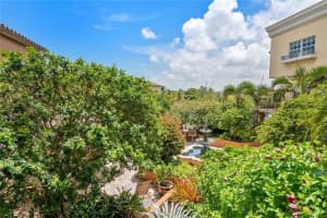 1111 E Las Olas Blvd   413, Fort Lauderdale, FL 33301 Sold 11/09/22