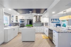 1523 E Hillsboro Blvd   631, Deerfield Beach, FL 33441 Sold 09/16/22