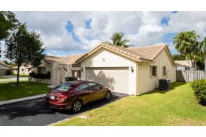 501 NW 102nd Way, Plantation, FL 33324 Sold 12/05/22