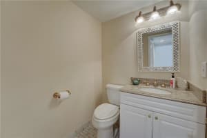 5555  N. Ocean Blvd   57, Lauderdale By The Sea, FL 33308 Sold 09/13/22