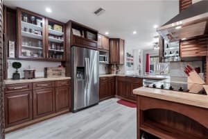 335 W HEMINGWAY CR   335, Margate, FL 33063 Sold 09/28/22