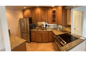6271  Bay Club Dr   4, Fort Lauderdale, FL 33308 Sold 11/15/22