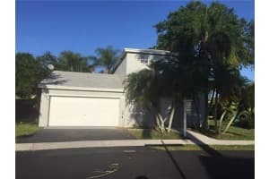 5288 NW 94th Ter, Sunrise, FL 33351 Sold 08/15/22