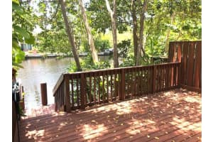 2000  Riverside Pl   4, Wilton Manors, FL 33305 Sold 11/21/22