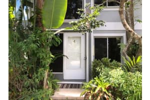 2000  Riverside Pl   4, Wilton Manors, FL 33305 Sold 11/21/22