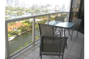 3598  Yacht Club Dr   1701, Aventura, FL 33180 Sold 08/18/22
