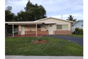 846 NW 10th Ave, Dania Beach, FL 33004 Sold 12/05/22