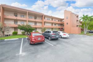 8852 W McNab Rd APT 204, Tamarac, FL 33321, Sold 08/25/22