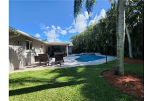 2711 SW 86th Way, Davie, FL 33328 Sold 08/16/22