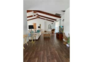 1281  Spring Circle Dr, Coral Springs, FL 33071 Sold 10/07/22