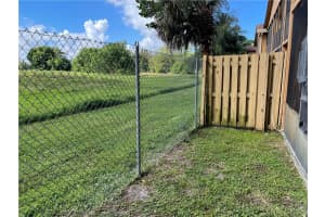 2820 NW 80th Ave, Sunrise, FL 33322 Sold 09/22/22