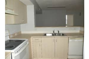 677 SW 111th Ave   202, Pembroke Pines, FL 33025 Sold 08/17/22
