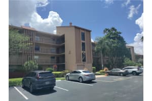 370 NW 76th Ave   203, Margate, FL 33063 Sold 08/03/22