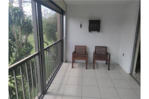 370 NW 76th Ave   203, Margate, FL 33063 Sold 08/03/22