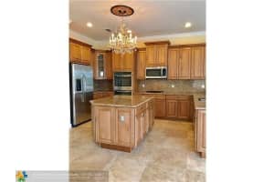 10130  Edgewater Ct, Parkland, FL 33076 Sold 11/01/22