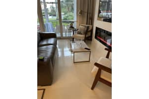 3000 NE 16th Ave   108, Oakland Park, FL 33334 Sold 07/29/22