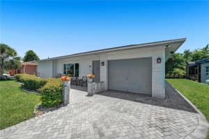 8106 NW 100th Terrace, Tamarac, FL 33321, Sold 08/17/22