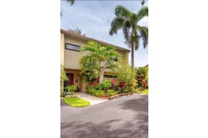 89 NE 17th Ct   89, Fort Lauderdale, FL 33305 Sold 09/12/22