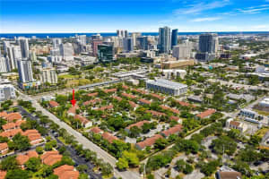 352  City View Dr, Fort Lauderdale, FL 33311 Sold 08/15/22