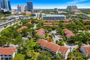 352  City View Dr, Fort Lauderdale, FL 33311 Sold 08/15/22