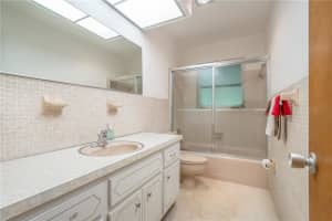 1235 SW 13th Cir, Fort Lauderdale, FL 33315 Sold 08/29/22