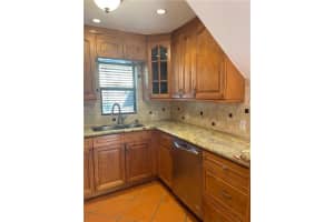 11811 SW 18th St   3, Miami, FL 33175 Sold 08/19/22