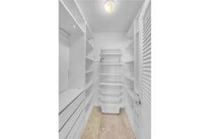 3000 S Ocean Dr   1102, Hollywood, FL 33019 Sold 08/26/22