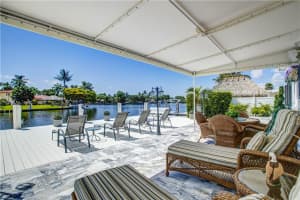 2416 NE 22nd Ter, Fort Lauderdale, FL 33305 Sold 10/19/22