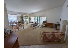 2575  La Cristal Cir, West Palm Beach, FL 33410 Sold 08/26/22