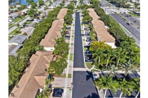 11451 NW 33rd St, Sunrise, FL 33323 Sold 08/15/22