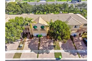 11451 NW 33rd St, Sunrise, FL 33323 Sold 08/15/22