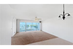 1537 E Hillsboro Blvd   739, Deerfield Beach, FL 33441 Sold 11/29/22