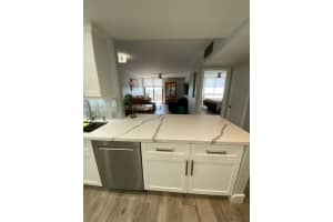 1600 S Ocean Dr   17D, Hollywood, FL 33019 Sold 10/20/22