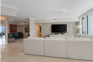 333  Las Olas Way   3505, Fort Lauderdale, FL 33301 Sold 11/01/22