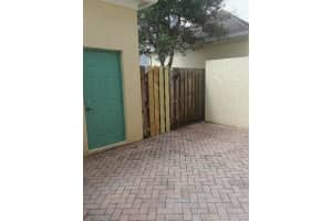 118  Seagrape Dr   106, Jupiter, FL 33458 Sold 02/22/23