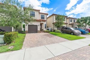 4849 NW 57th Ct, Tamarac, FL 33319 Sold 02/02/23
