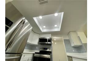 5209 NW 50th Ave, Tamarac, FL 33319 Sold 10/24/22