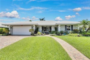 1388  Walnut Ter, Boca Raton, FL 33486 Sold 08/24/22