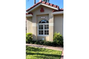 2733  Castle Creek Ln   2733, Boynton Beach, FL 33436 Sold 09/08/22