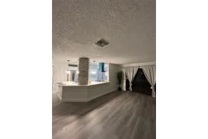 MLS# F10340031, Miami, Florida 33196