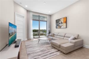 4511  El Mar Dr   411, Lauderdale By The Sea, FL 33308 Sold 11/18/22