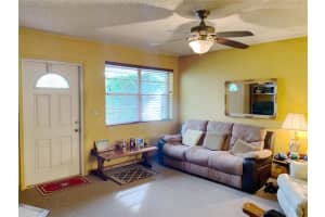 5641 Farragut St, Hollywood, FL 33021, Sold 08/19/22