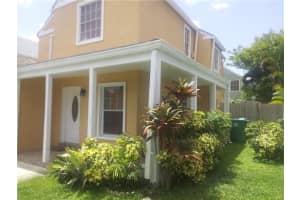 10010  Myrtle Court, Miramar, FL 33025 Sold 10/12/22