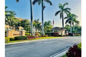 7725  Yardley Dr   212, Fort Lauderdale, FL 33321 Sold 11/02/22